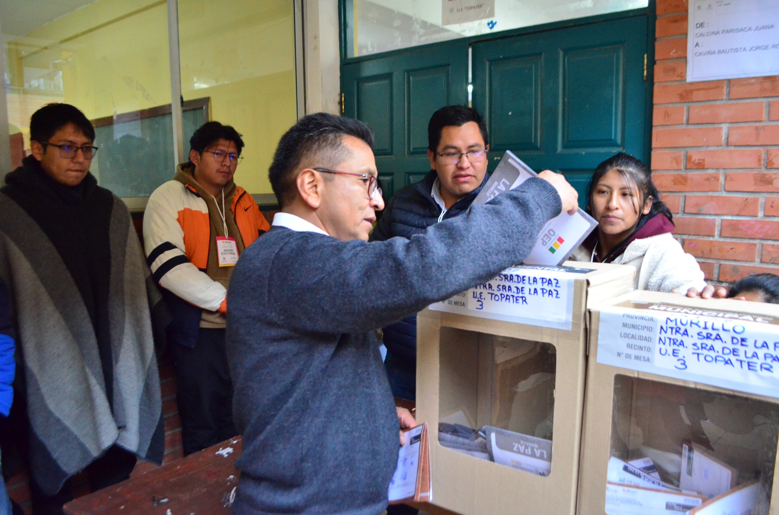 DEFENSOR DEL PUEBLO CONVOCA A LA CIUDADANÍA A EJERCER SU DERECHO AL VOTO Y REALIZA MONITOREO DESDE EL CENTRO DE DERECHOS HUMANOS