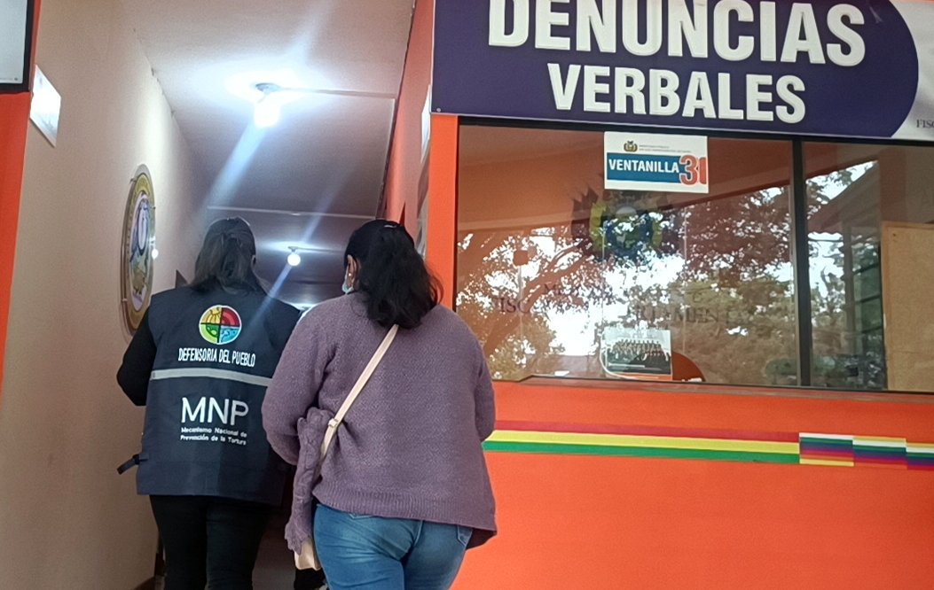 DEFENSORÍA DEL PUEBLO EN TARIJA PROMUEVE INVESTIGACIÓN DE DENUNCIA DE VIOLENCIA CONTRA MUJER Y SU HIJA EN COMUNIDAD CAMPESINA