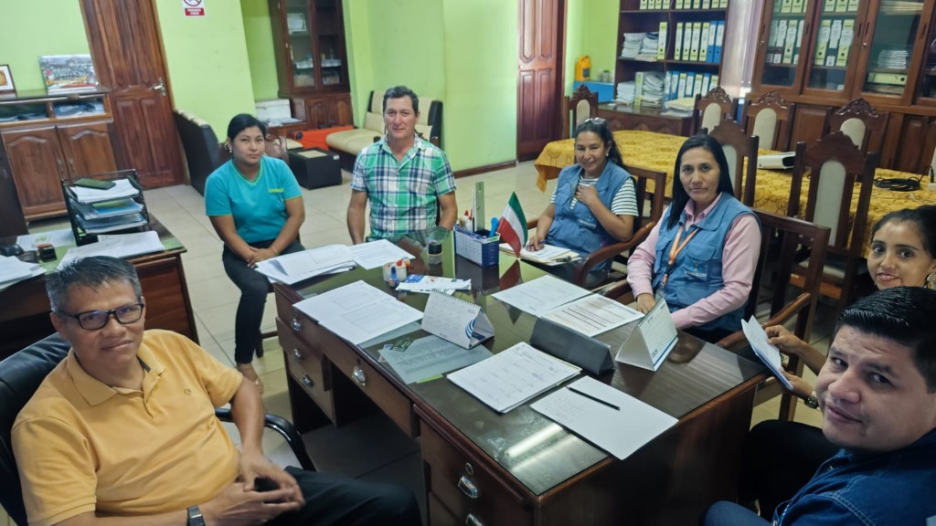 DEFENSORÍA DEL PUEBLO GESTIONA LA RECONEXIÓN DE AGUA POTABLE EN OCHO CENTROS DE SALUD DE GUAYARAMERÍN