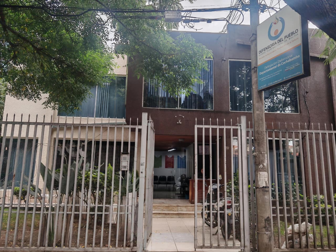 DEFENSORÍA DEL PUEBLO LLAMA A FORTALECER LAS ACCIONES DE PROTECCIÓN A FAMILIAS EN SITUACIÓN DE VULNERABILIDAD