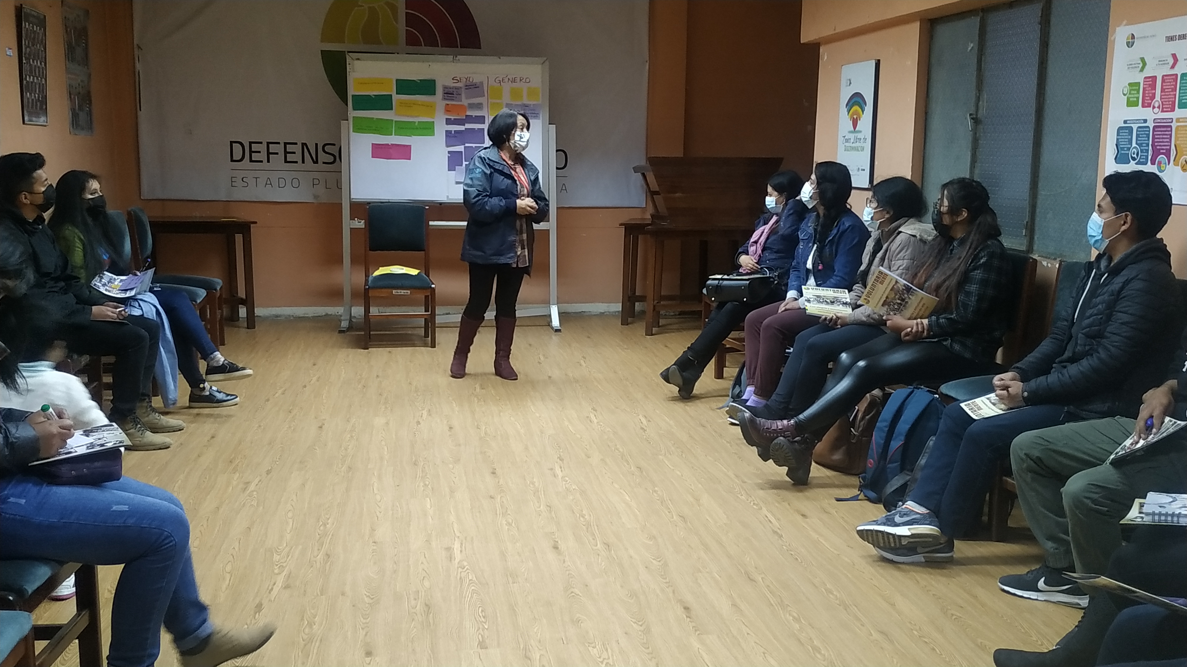 Defensores voluntarios se capacitan sobre roles de género y promoción de los derechos humanos