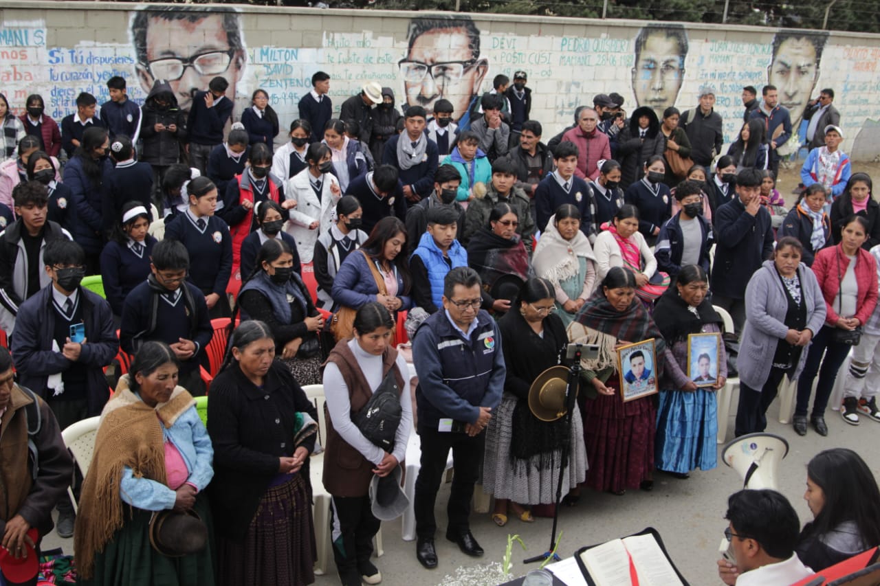 DEFENSOR DEL PUEBLO RINDE HOMENAJE A LAS VÍCTIMAS DE NOVIEMBRE DE 2019 Y LLAMA A TRABAJAR PARA QUE ESOS HECHOS NO VUELVAN A REPETIRSE