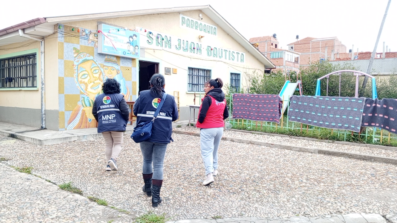 EL ALTO: VERIFICATIVO SORPRESA DE LA DEFENSORÍA DEL PUEBLO CONSTATA FALENCIAS Y LIMITACIONES EN EL ALBERGUE TRANSITORIO 24 HORAS DE LA DEFENSORIA DE LA NIÑEZ Y ADOLESCENCIA