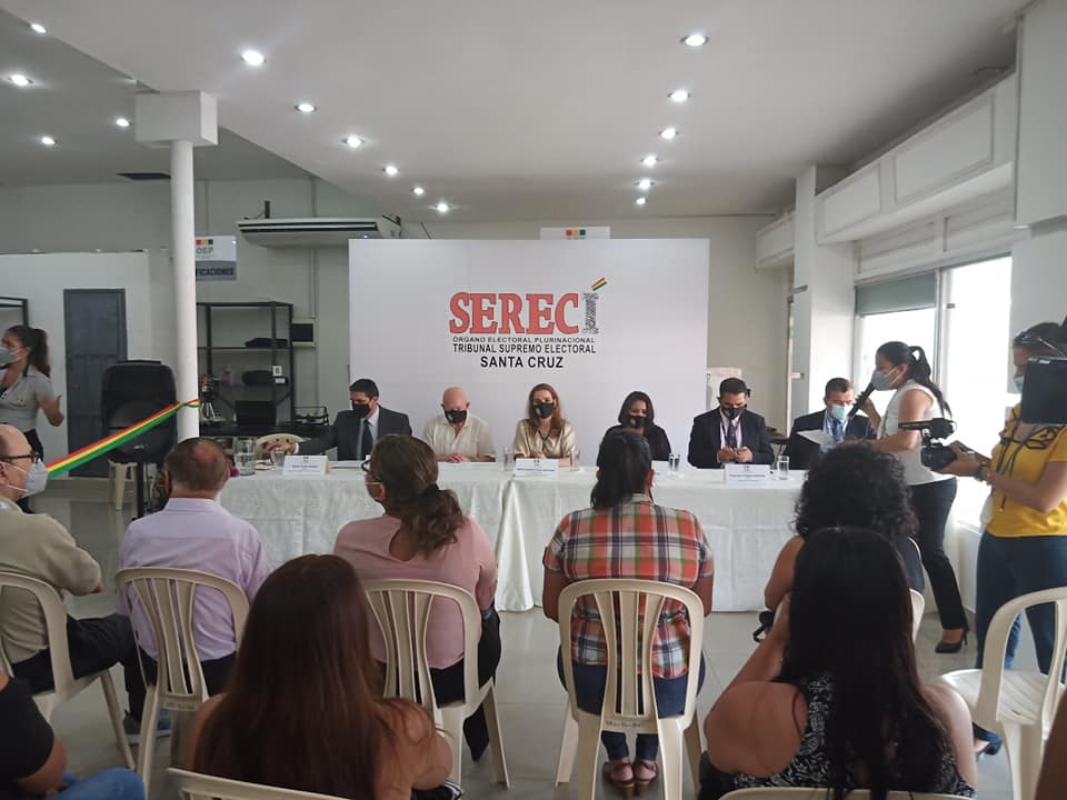 Defensoría del Pueblo celebra que el Tribunal Electoral Dptal.de Santa Cruz, abra una oficina del SERECI en la populosa zona del Plan 3000 en la ciudad de Santa Cruz.