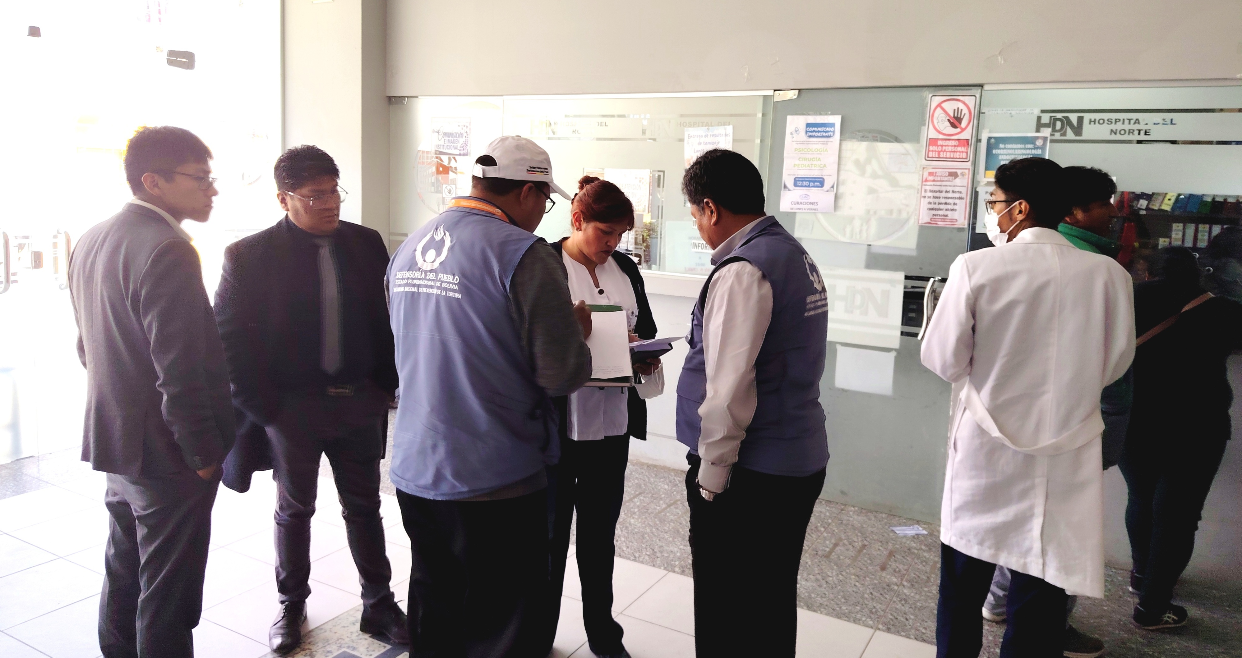 DEFENSORÍA DEL PUEBLO MONITOREA ATENCIÓN A HERIDOS Y HACE SEGUIMIENTO A VÍCTIMAS FATALES DEL ACCIDENTE AERÉO EN EL ALTO